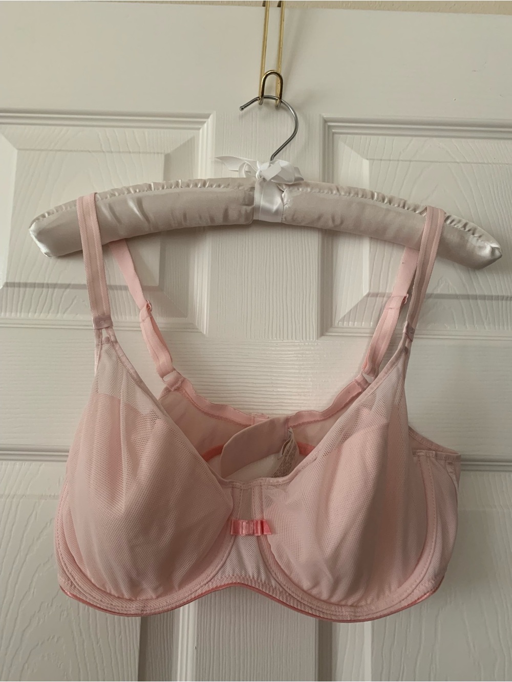Chantelle Bra: Pink Mesh, Soft Cup, Adjustable Straps, Underwire, 38 D